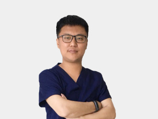 李基龙