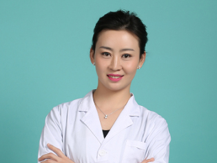 李晶