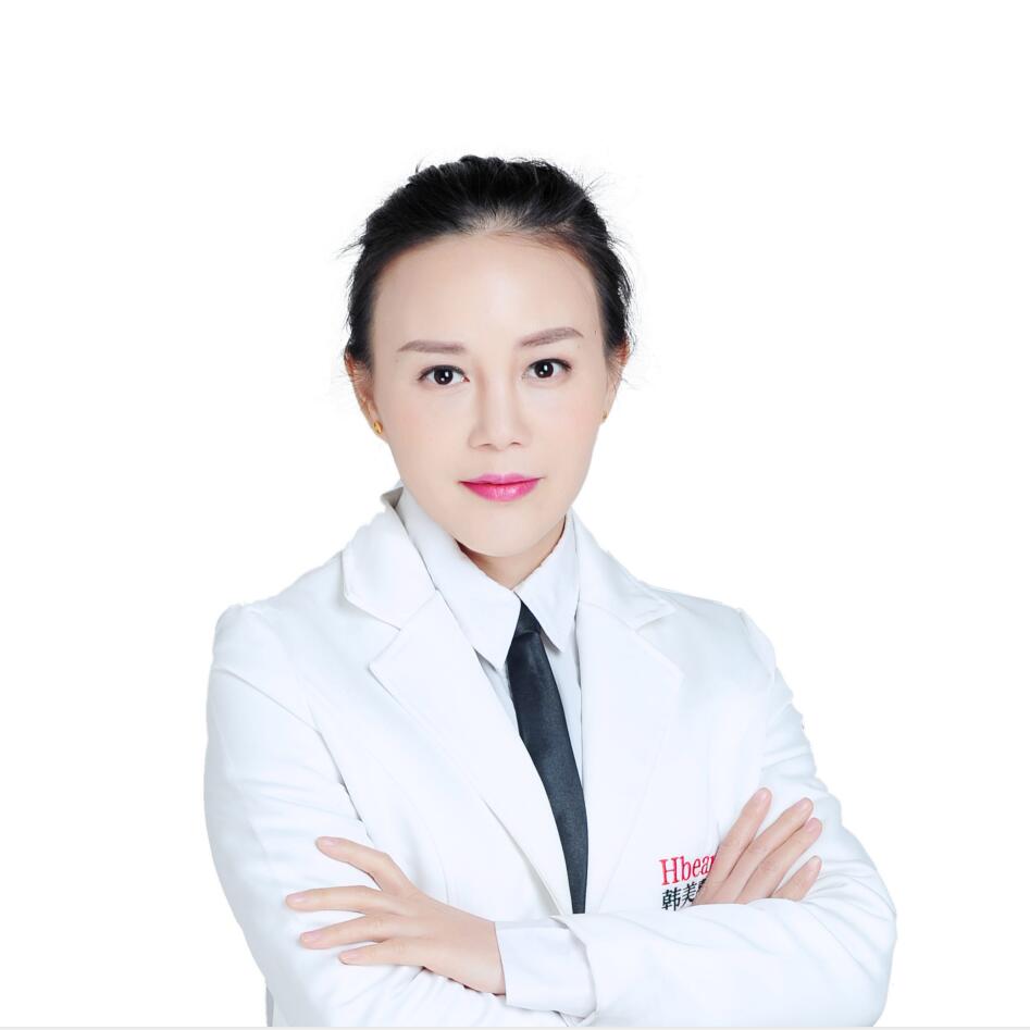 卢美均-医生头像