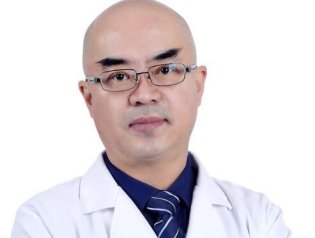 王晨光