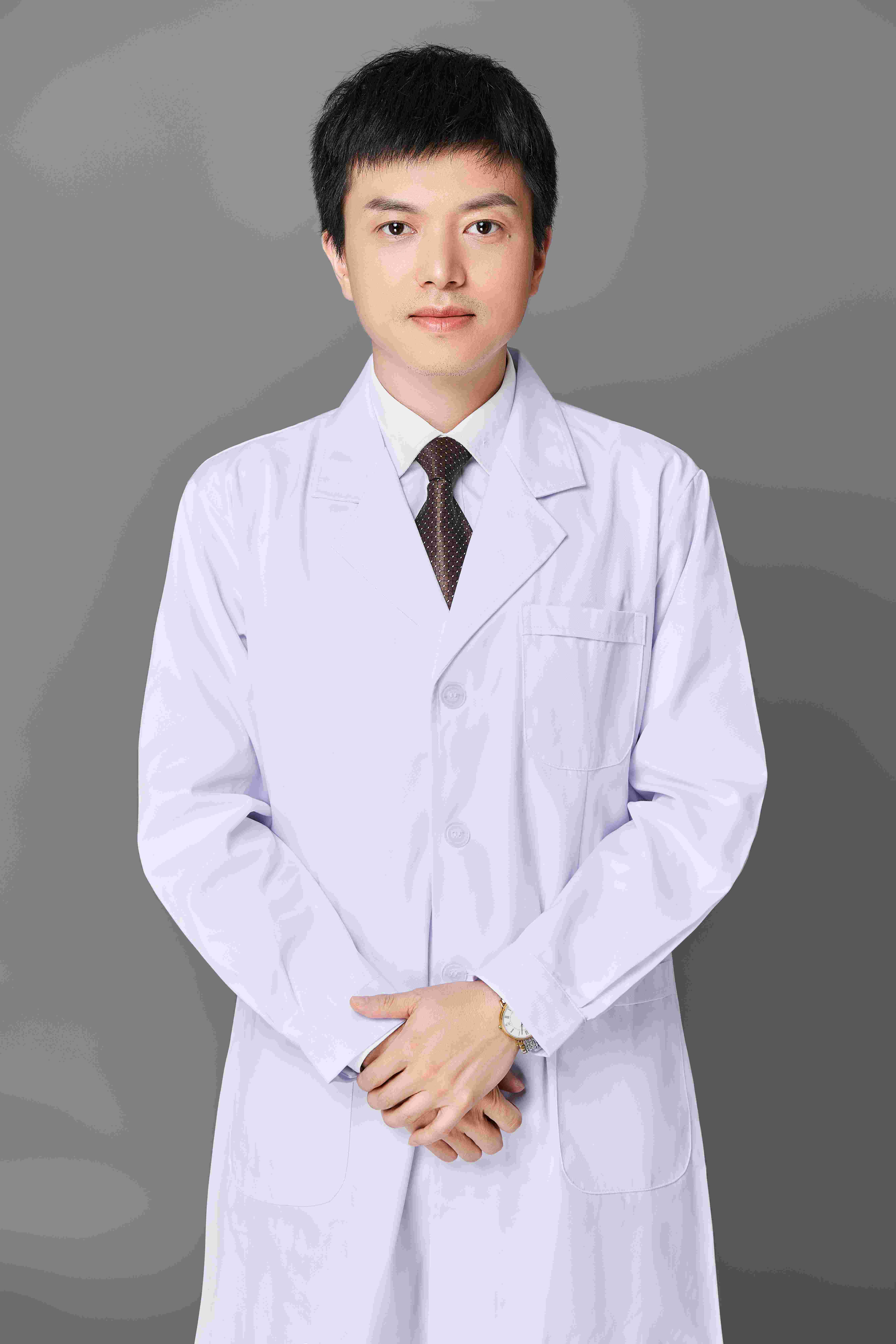 邹进进