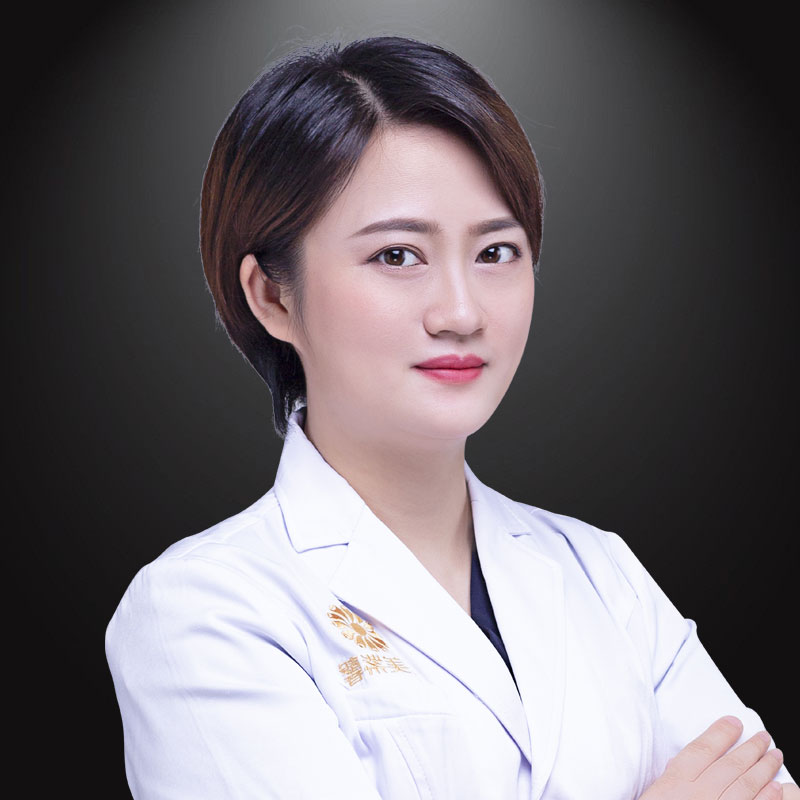 邹佳