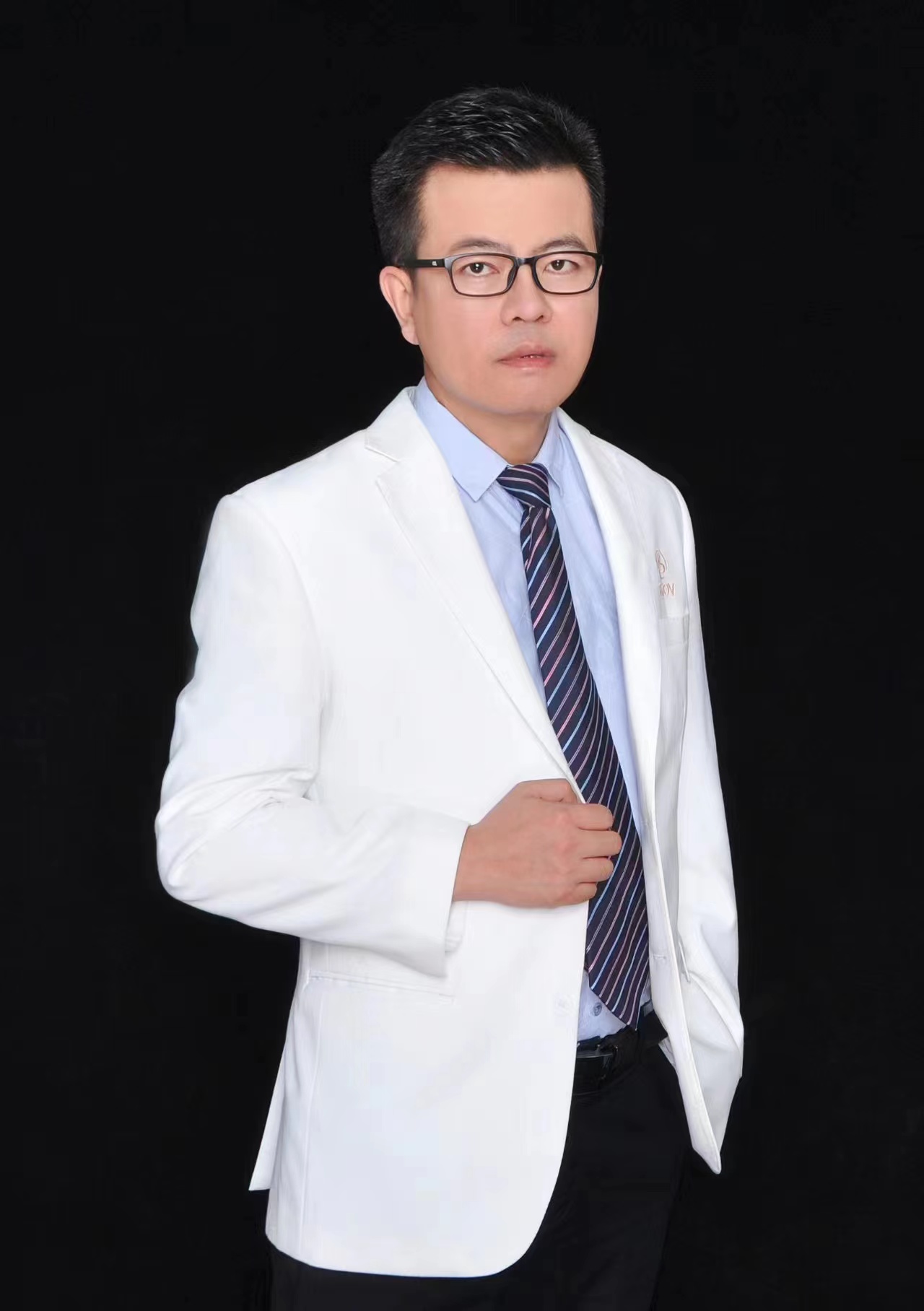 郑建新