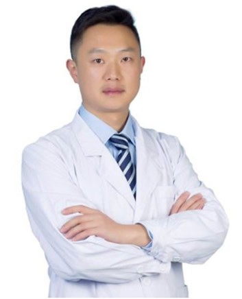 李明