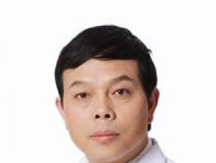 王新灿