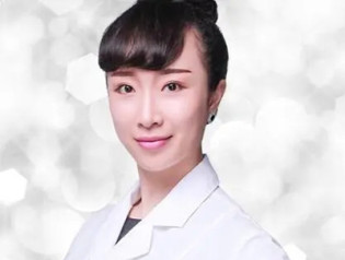 梁静萍