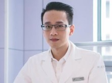 邓智仁-医生头像