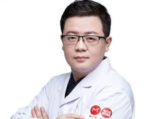 普潇