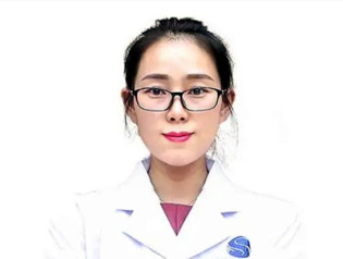 李燕飞