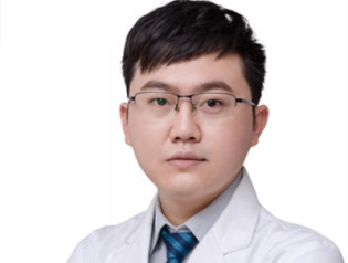 王春华