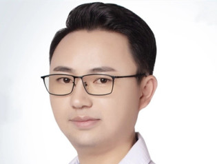 曹卿清