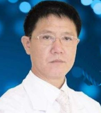 张晓刚
