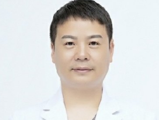 李勇