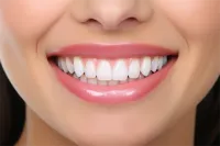 2025深圳美容冠矫正牙科排行揭秘，欢乐口腔医院引领榜首！