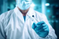 大连医院癌症治疗专家推荐：肺癌领域的大夫治肺癌经验分享，2024版