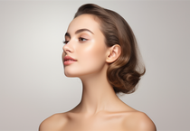 江門市中心醫(yī)院鄭若醫(yī)生雙眼皮技術(shù)全解析：自然效果與2025年價格參考