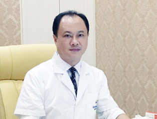 李坚