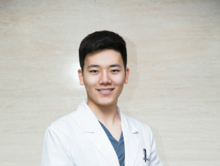 杨微