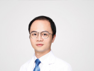 梁威杰