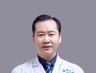 李峰云