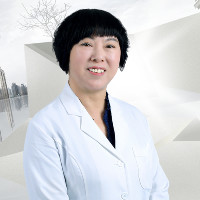 黄锦英