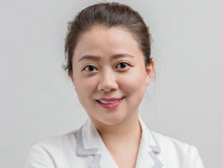 邹芸