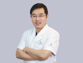 陈小伟